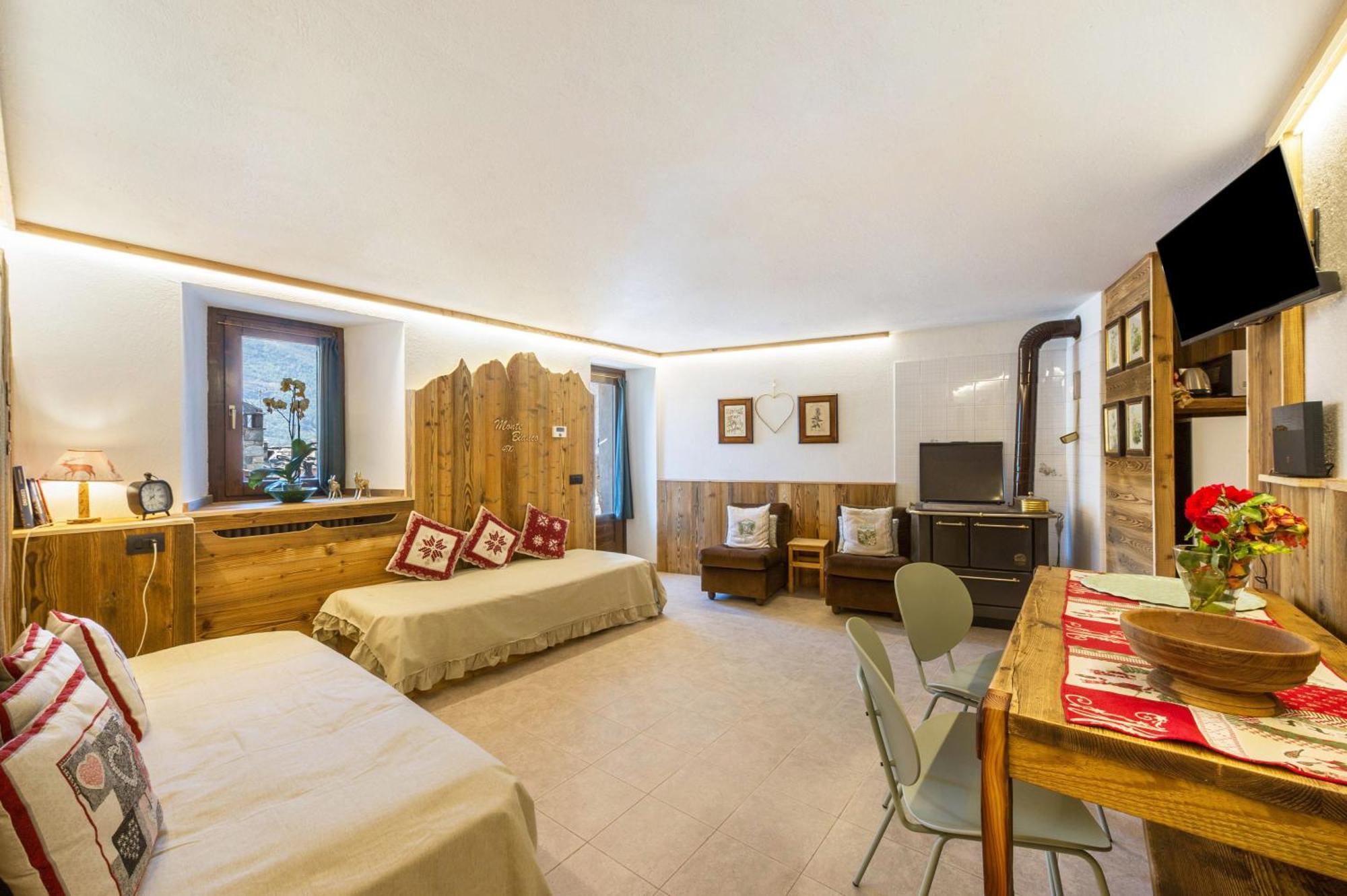 Il Nido Di Letizia Apartment Chatillon Exterior photo